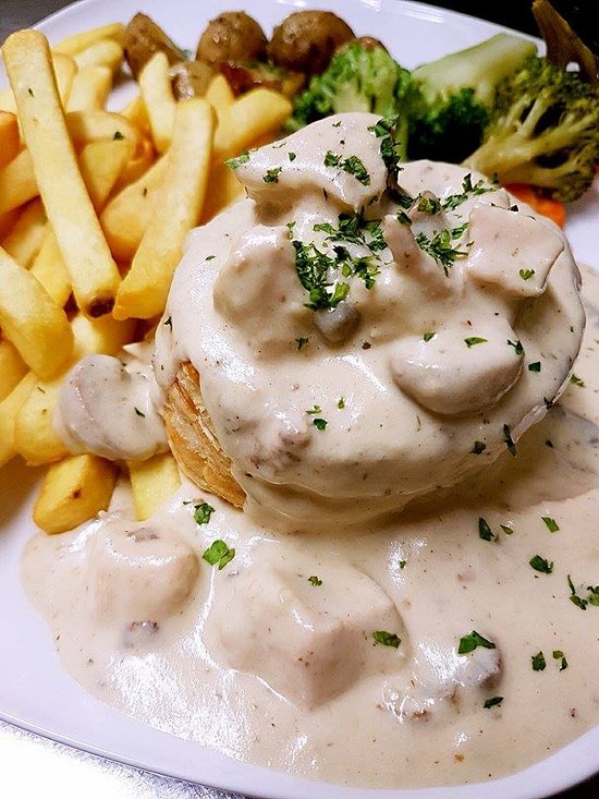 Chicken & Mushroom Vol au Vont